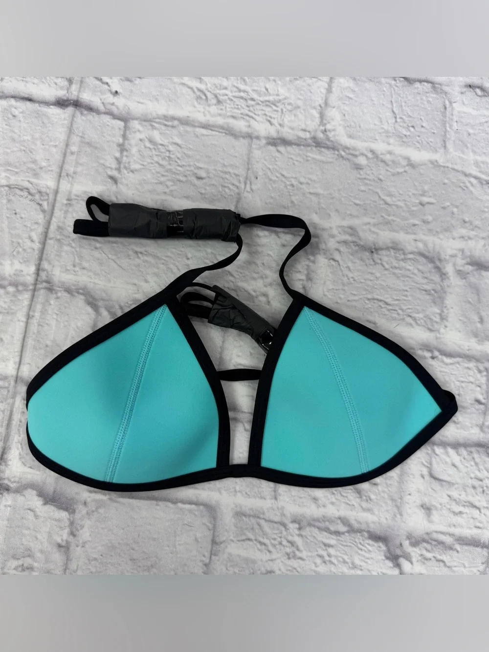 triangl Chloe Bikini Top in Santa Rosa Splash Sz M Blue NWOT's Beach Pool Swim